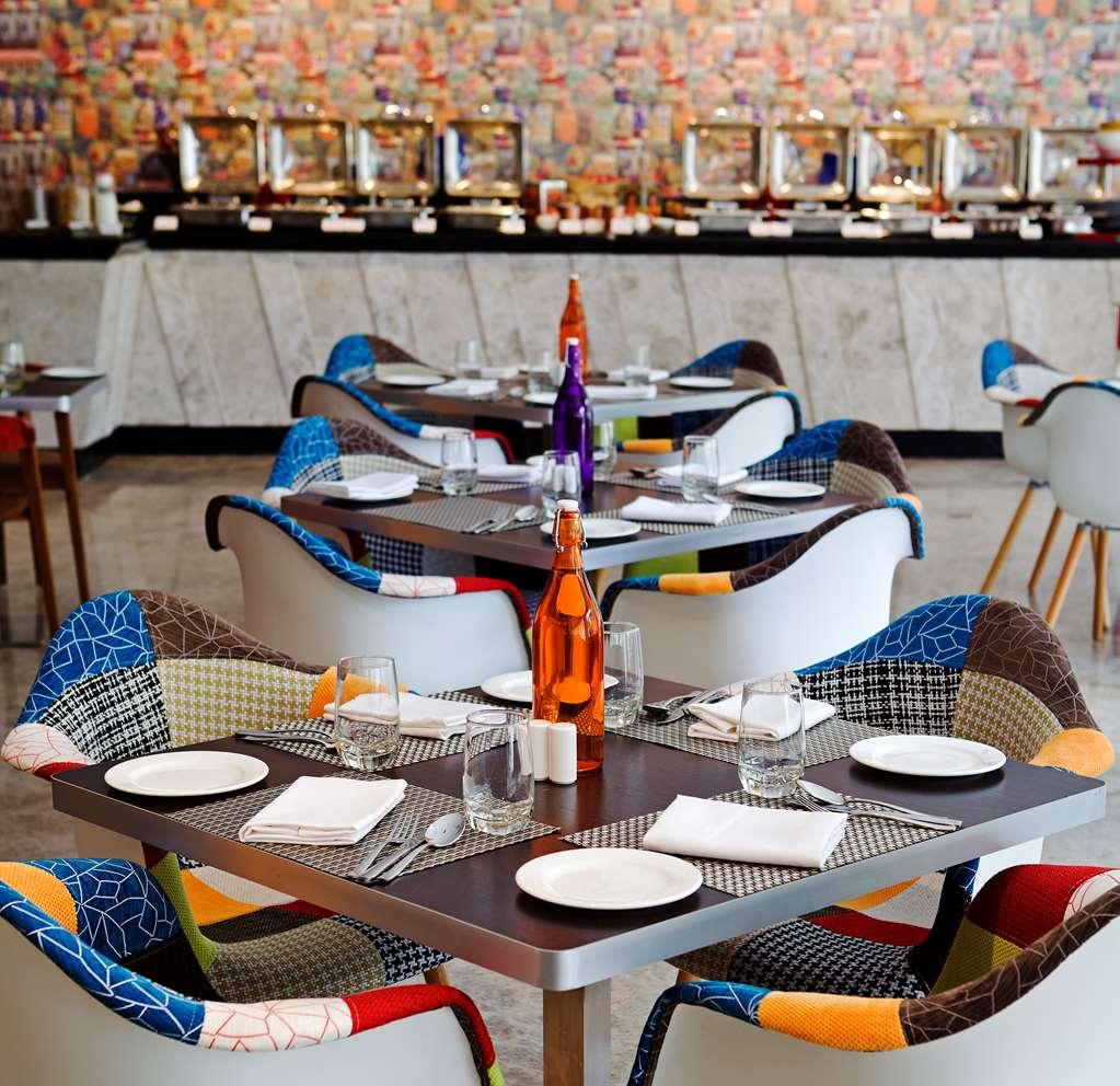 Zone By The Park Coimbatore Restaurante foto